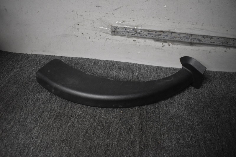 MASERATI GHIBLI RIGHT SIDE TRUNK TRIM HINGE COVER FACTORY OEM