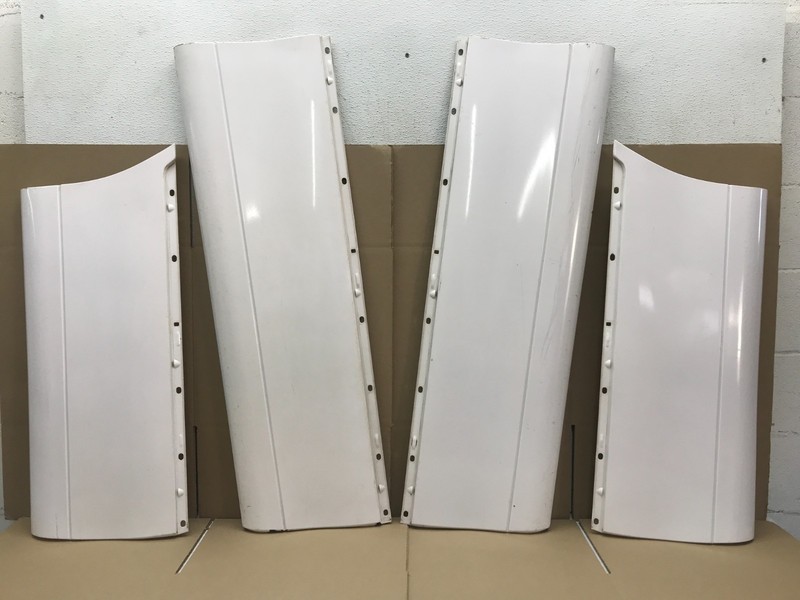 2003-2011 Lincoln Town Car Front Rear Left Right Door Molding Set White OEM