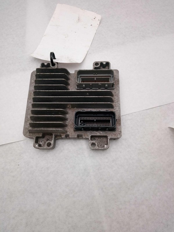 2008 Chevrolet Impala Engine Control Module ECM OEM 12612384 140K Miles