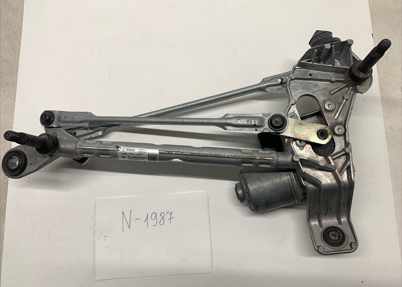 2020-2022 Tesla Y Windshield Wiper Linkage Motor Module 1490242-00-A 1987 S22