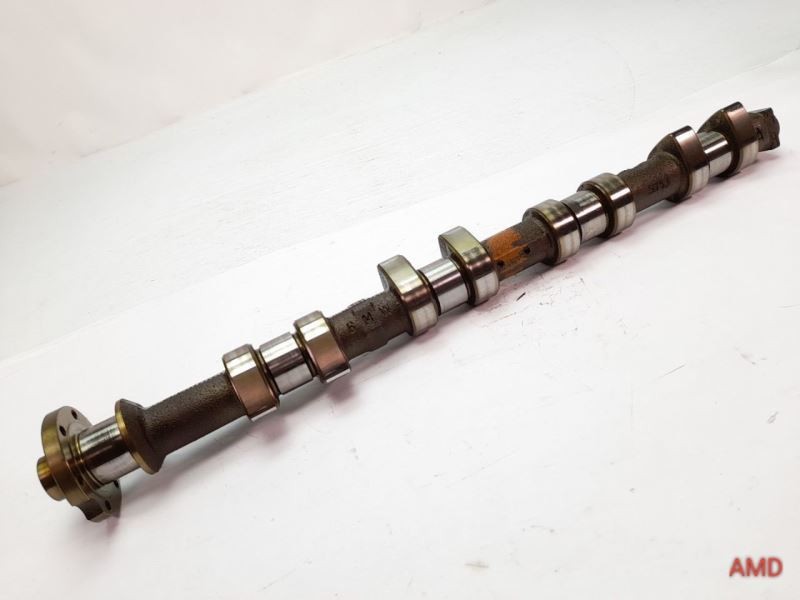 1997 BMW 540i 740i E38 E39 M62B44 Left Cylinder Head Exhaust Camshaft Cyl 5-8