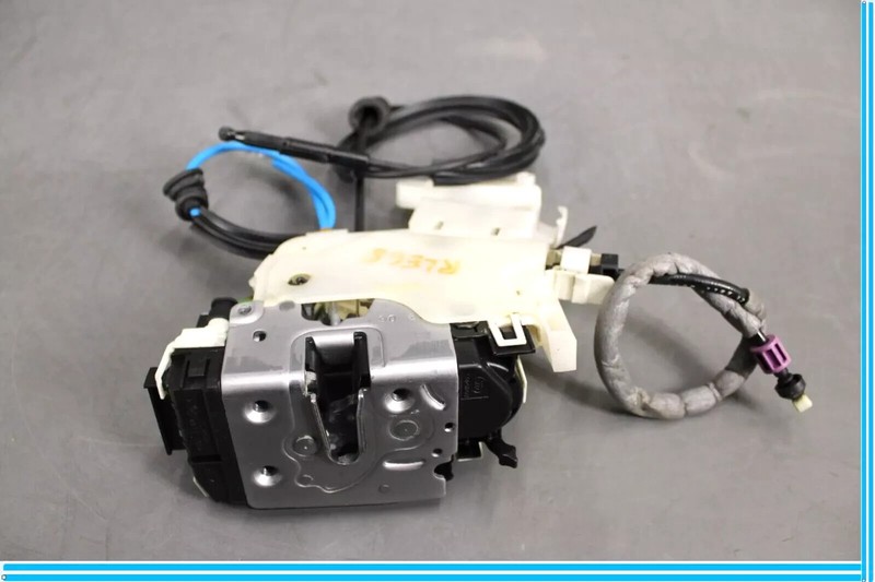 08-16 Mercedes W212 E350 C300 C350 Rear Left Side Door Lock Latch Actuator OEM