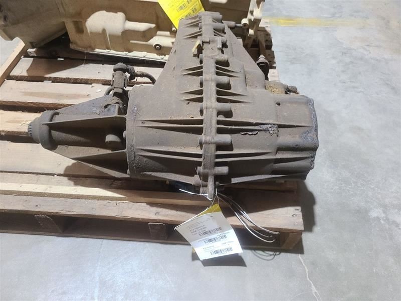 TRANSFER CASE SLIP YOKE OUTPUT MANUAL SHIFT FITS 92-97 FORD F150 PICKUP 456333