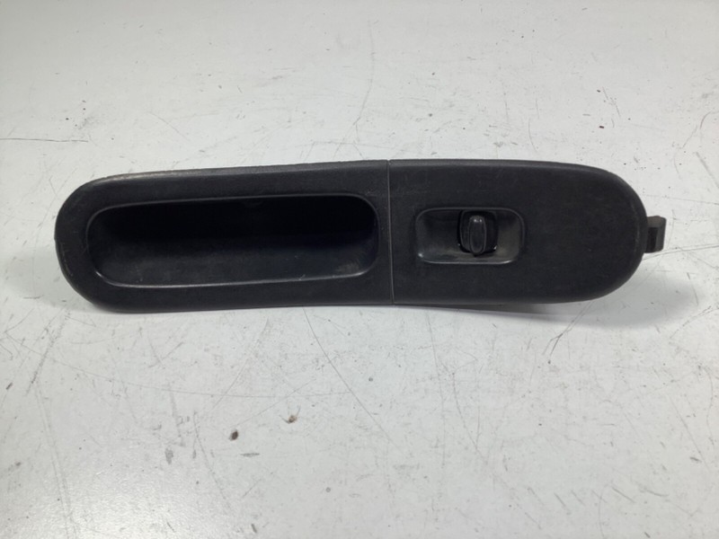 93. 95 HONDA CIVIC 2Dr COUPE RIGHT Pass. Side Window Switch & Bezel OEM