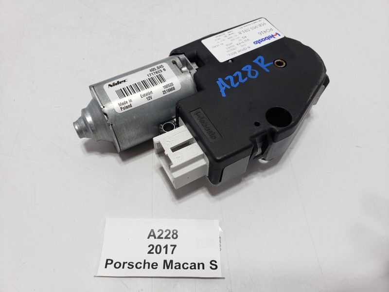 ✅15-21 OEM Porsche Macan S 95B Rear Panoramic Glass Sunroof Roof Drive Motor