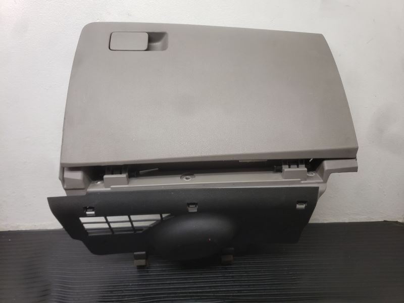 16-20 Hyundai Elantra Glove Box Assembly Gray OEM 84510-F3000-PKG