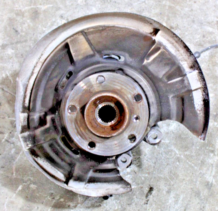 2011-2016 BMW 535I F10 RWD REAR LEFT DRIVER SIDE WHEEL HUB SPINDLE KNUCKLE OEM
