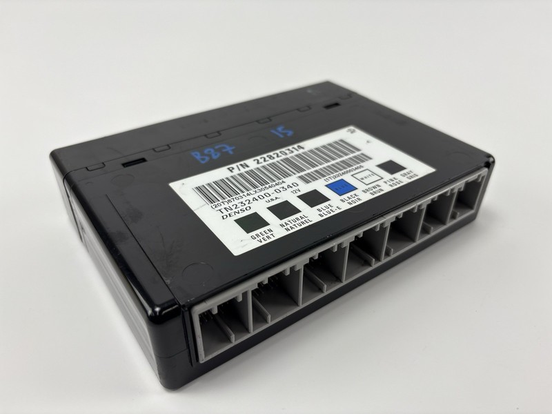 2013 Cadillac CHEVY CTS Body Control Module Used Denso 22820314