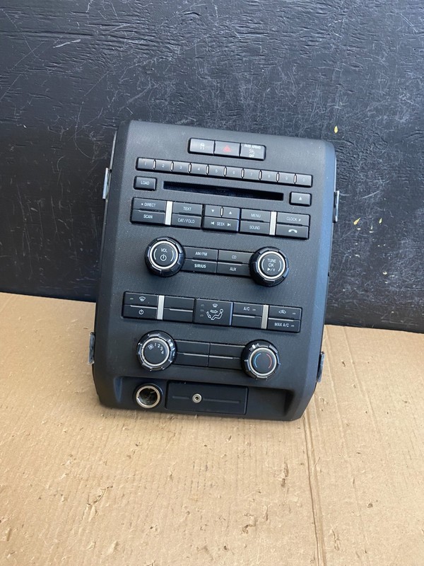 2009-2012 Ford F150 Heater Climate Control Radio Control Dash Bezel OE AE3920 DG