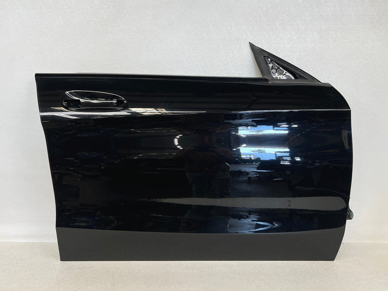 ⭐2014-2019 MERCEDES-BENZ CLA250 FRONT RIGHT DOOR PANEL COVER SHELL OEM LOT2745