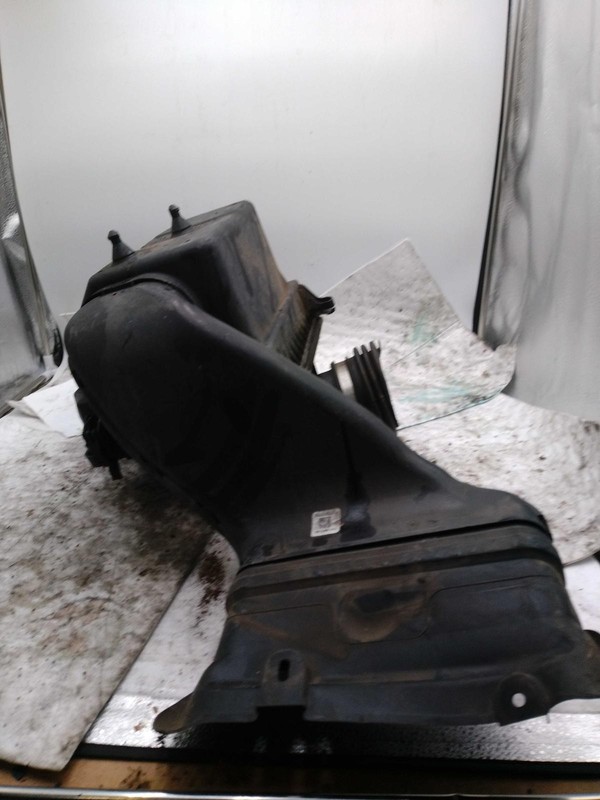 2017 Ford F150 Pickup Air Cleaner Assembly OEM HL349600AB, 3.5L Turbo, Used