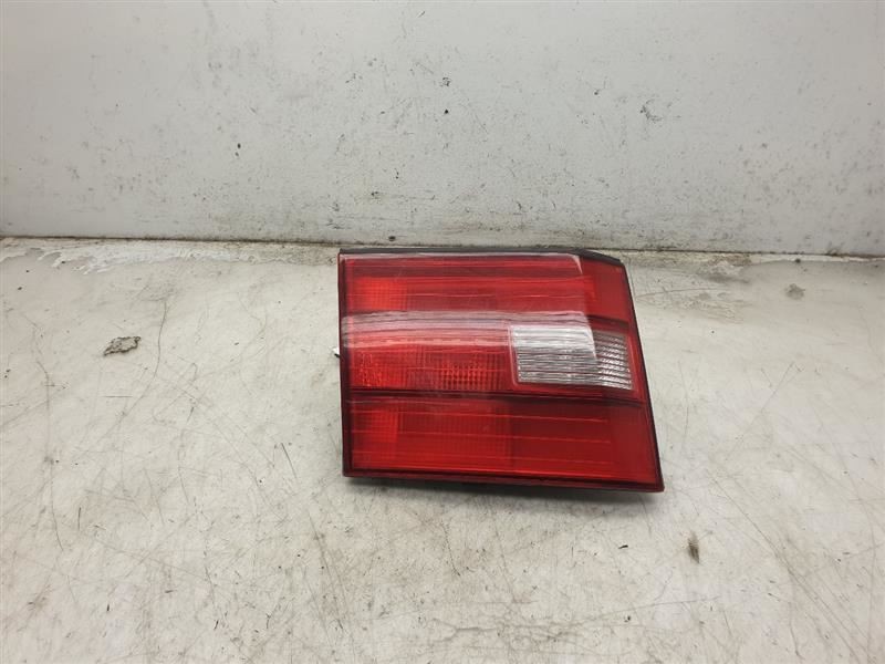 95-97 LEXUS LS400 DRIVER SIDE REAR LEFT TAIL LIGHT ASSEMBLY