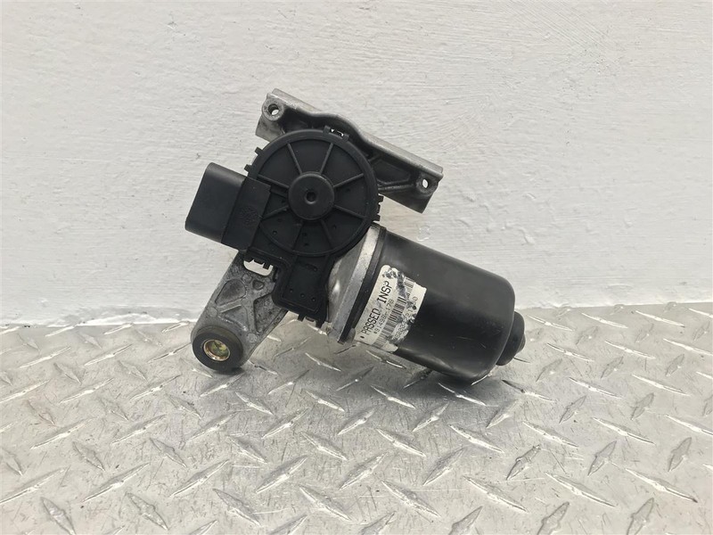 04 05 DODGE RAM 2500 3500 WINDSHIELD WIPER MOTOR OEM 620-00901