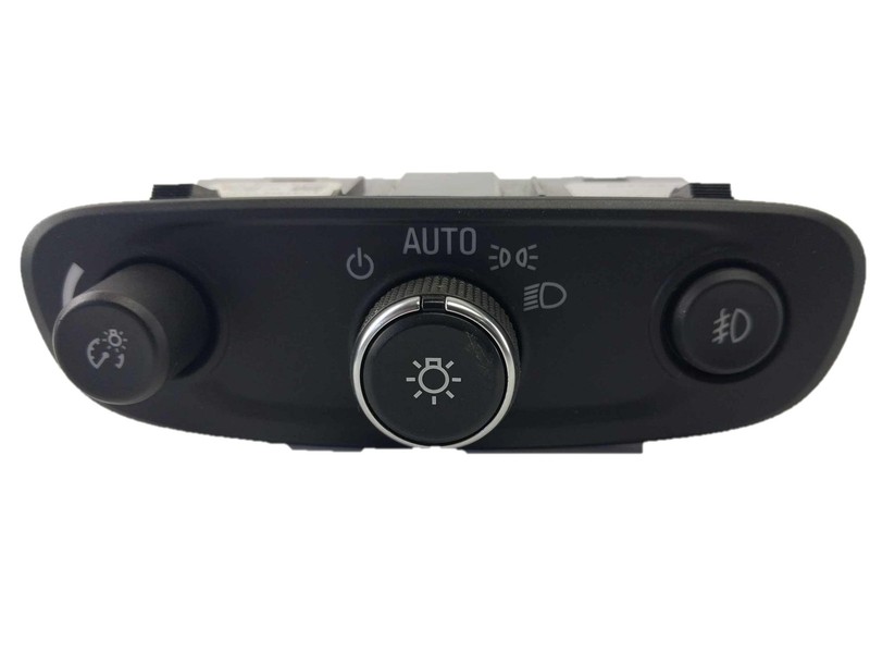 2018-2024 Chevy Traverse Dash Mounted Headlight Lamp Switch 84201596 OEM