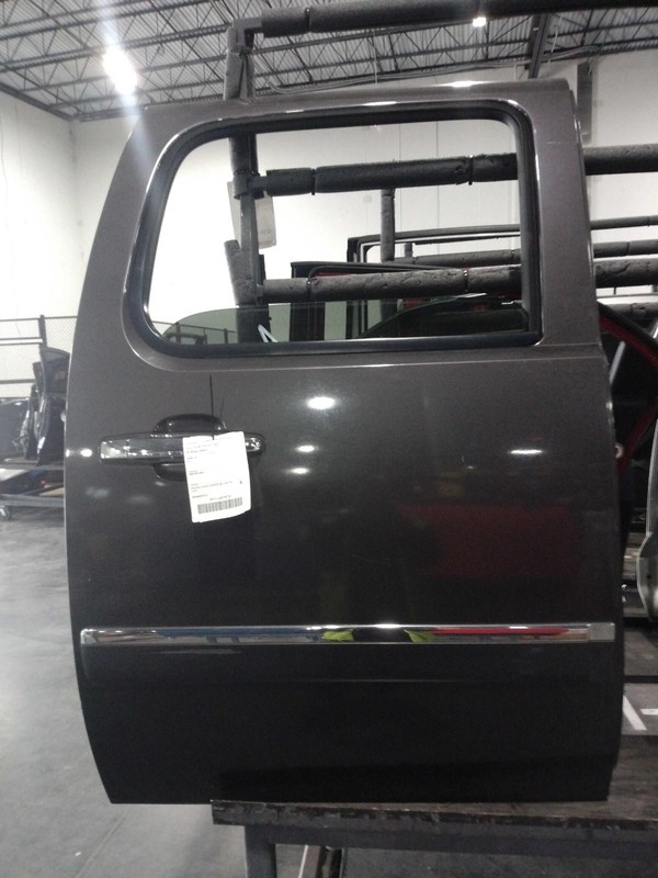 2010 Chevrolet Suburban 1500 Right Rear Door Grey OEM 342894 215K Miles