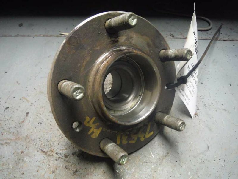 Hub Rear Without ABS Fits 93-02 MAZDA 626 135780