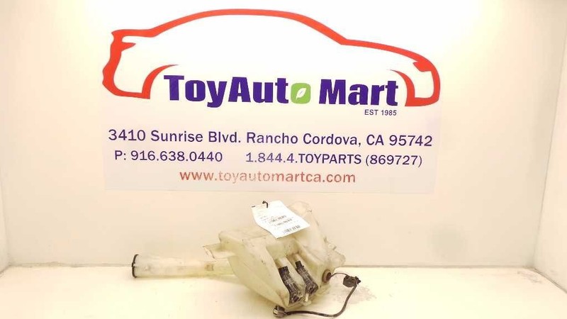 01-07 TOYOTA SEQUOIA 4.7L 8CYL WINDSHIELD WASHER RESERVOIR ASSEMBLY