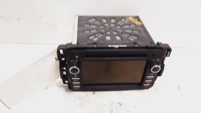 2015-2017 GMC Acadia Radio VIN J 11th Digit Limited Opt UI8