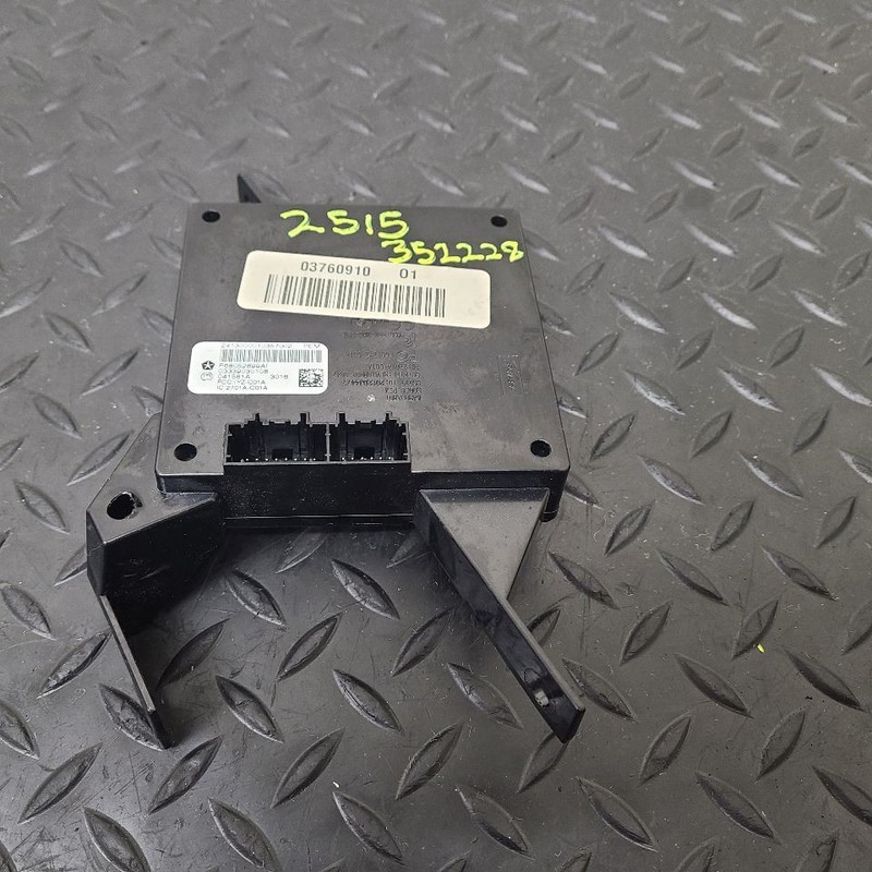 12-13 Dodge Durango Passive Entry Receiver OEM 68052899AK