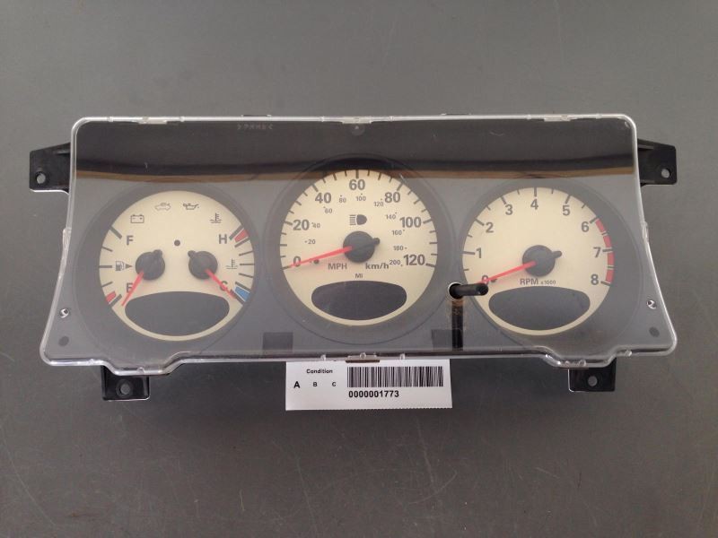 Speedometer Instrument Cluster MPH US Market Fits 2001 Chrysler PT Cruiser 4689