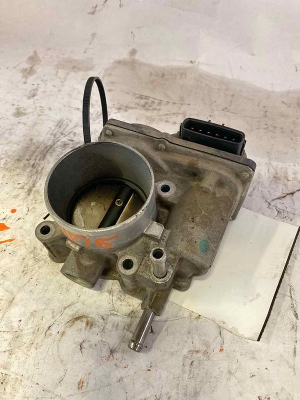 Throttle Body/valve Assy LEXUS CT200H 11 12 13 14 15 16 17