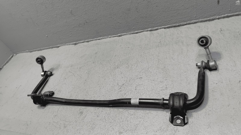 2019-2025 Toyota RAV4 FWD Rear Stabilizer Sway Anti Roll Bar w/Links OEM