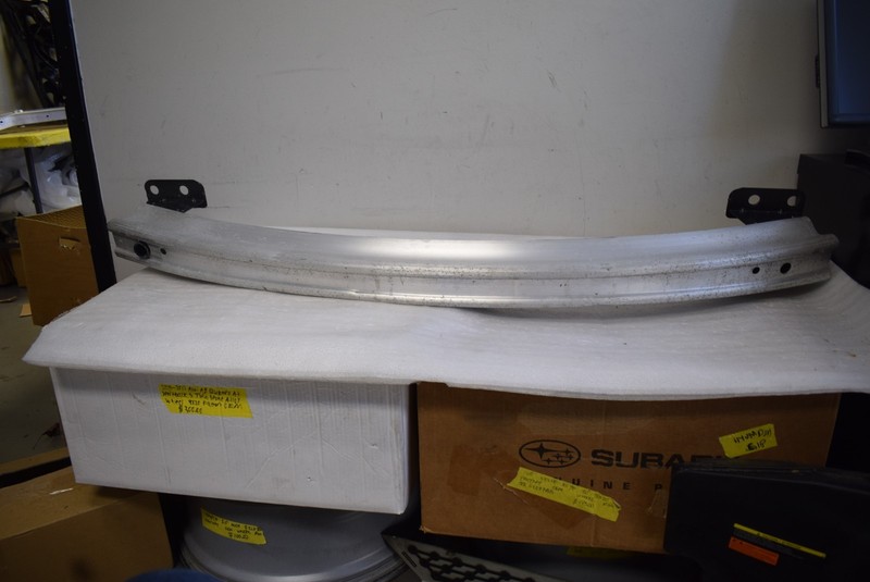 2007-2015 AUDI Q7 REAR REINFORCEMENT BAR FACTORY OEM