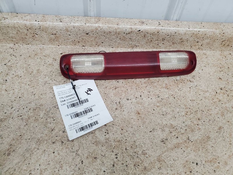 SILVRDO15 2001 High Mounted Stop Light 304248