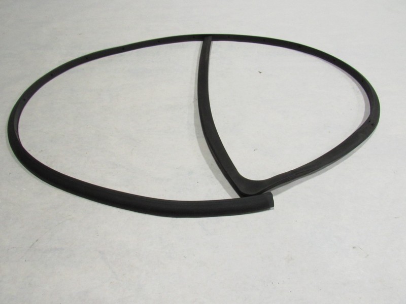 20-23 McLaren GT 2021 Front Left Driver Door Lower Seal Weather Strip |@1