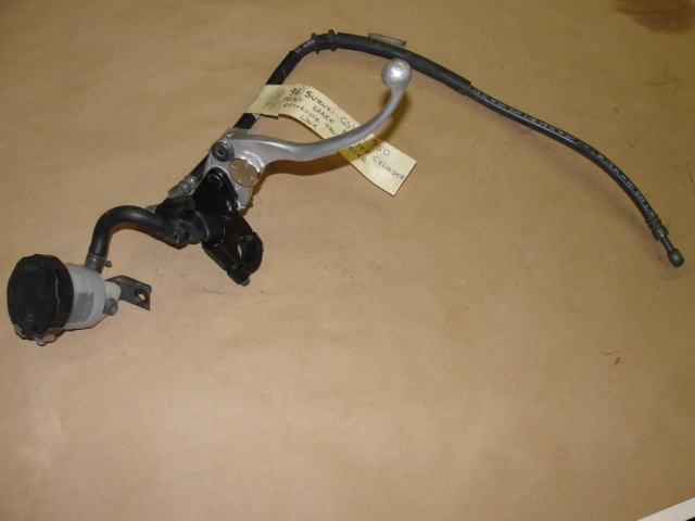 96 SUZUKI GSX 750 R FRONT BRAKE MASTER CYLINDER LEVER RESEVOIR GSX750