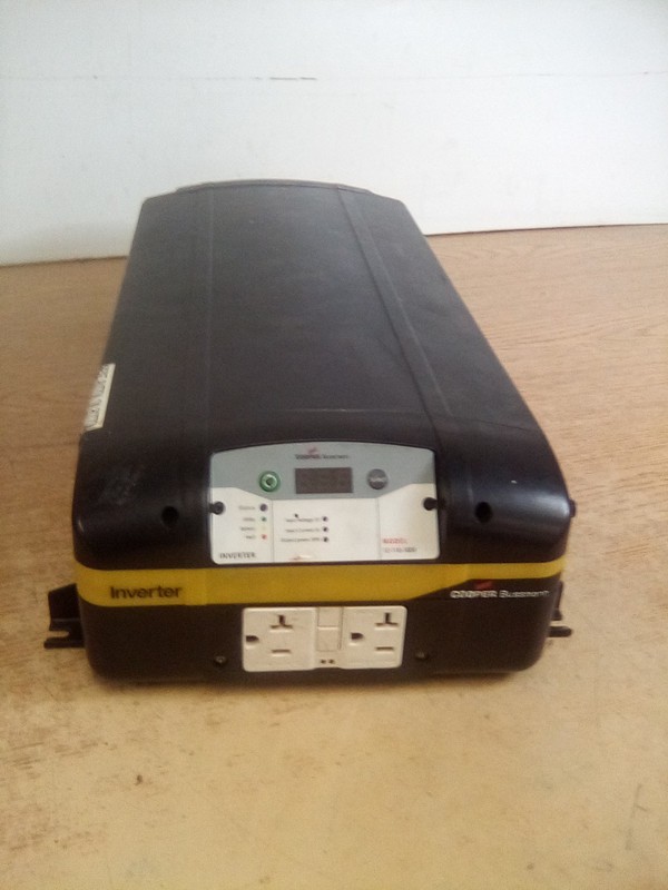 Cooper Bussmann 12-110-1800 Power Inverter 1800W 120VAC