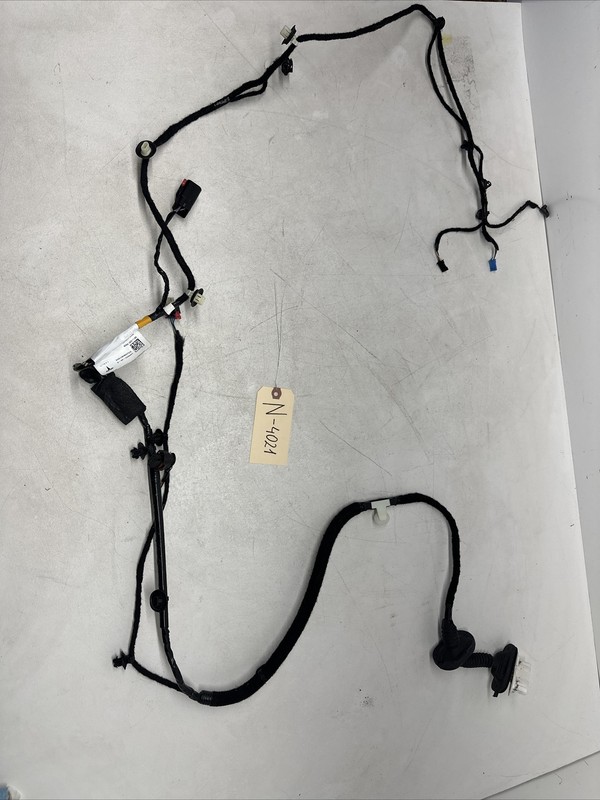 20-23 TESLA MODEL Y Rear Left Door Wiring Harness1489053-00-D 4021 B97