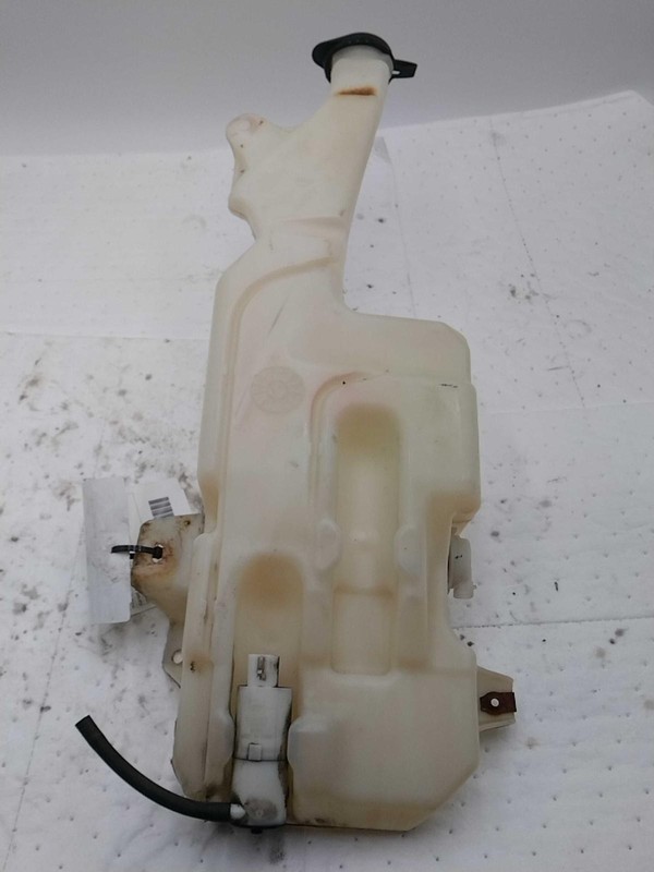 2009 Chevrolet Silverado 1500 Washer Fluid Reservoir OEM Red 5.3L 234K Miles
