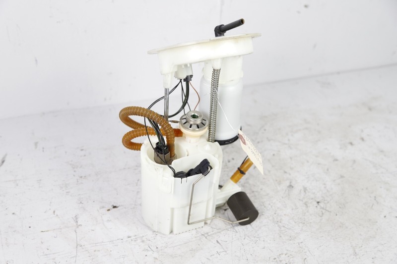 BMW F30 2012-2018 Fuel Pump Assembly 2.0L OEM 7243975 Direct Replacement