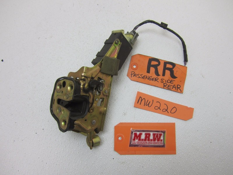 DOOR LATCH LOCK ACTUATOR REAR PASSENGER SIDE RIGHT BACK RR RH R 94-98 SAAB 900