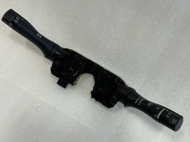 2013 - 2020 NISSAN PATHFINDER STEERING COLUMN SWITCHES TURN SIGNAL WIPER CONTROL