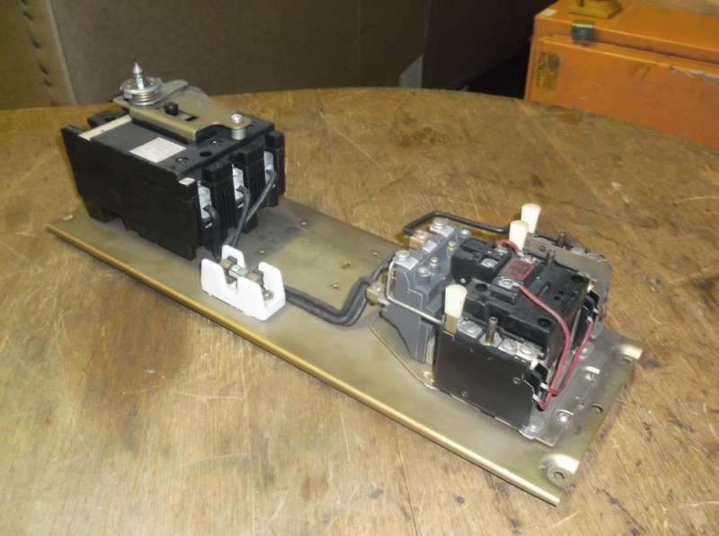 Allen Bradley ETI-2683 X-220024 Circuit Breaker Assembly Coil 71A86 EF Frame