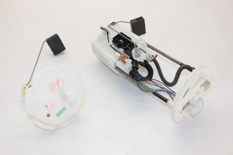 09-15 Nissan 370Z Coupe Fuel Pump Assembly 170401EA0B 250601EA1A
