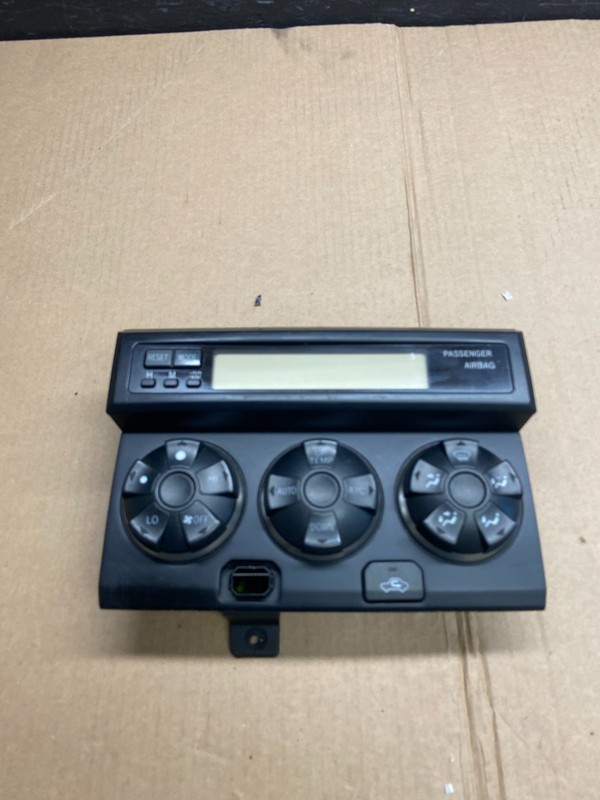 2003 to 2009 Toyota 4runner Am Fm Cd Player Radio Receiver AE4342 DG