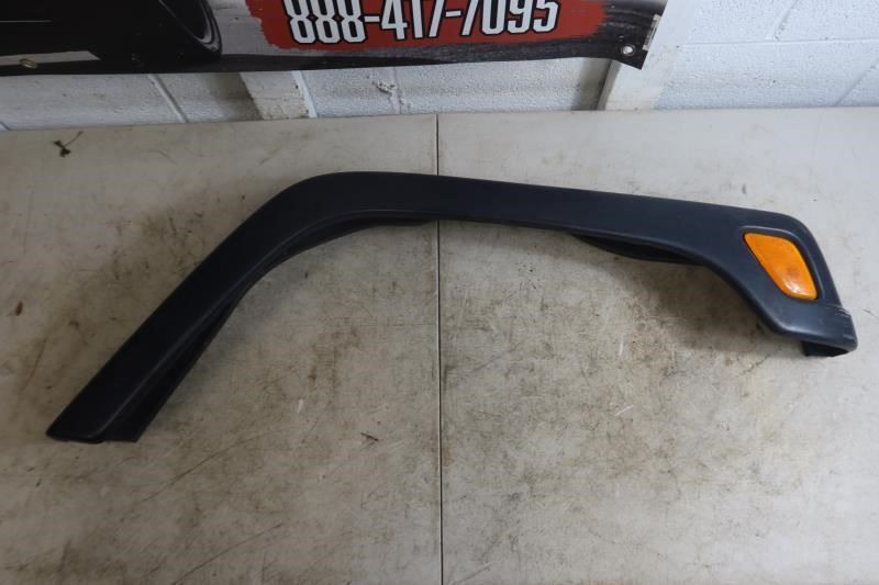 2001-2006 Jeep Wrangler TJ OEM Front Right Passenger RH Fender Flare 0QP94TZZAC