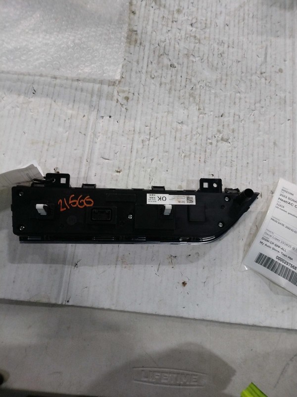 Used A/C Selector Switch fits: 2023 Hyundai Sonata US market US built automatic