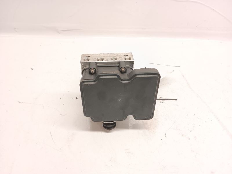 13-16 Porsche 911 991 4S ABS Unit Anti Lock Brake Pump Module 99135575526