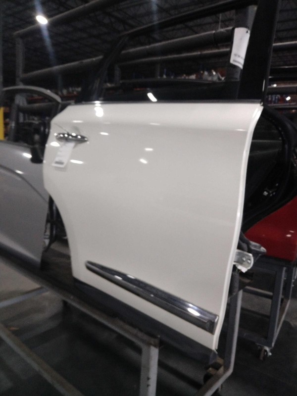2018 INFINITI QX60 Rear Right Door White OEM 105486 60K Miles Good Condition