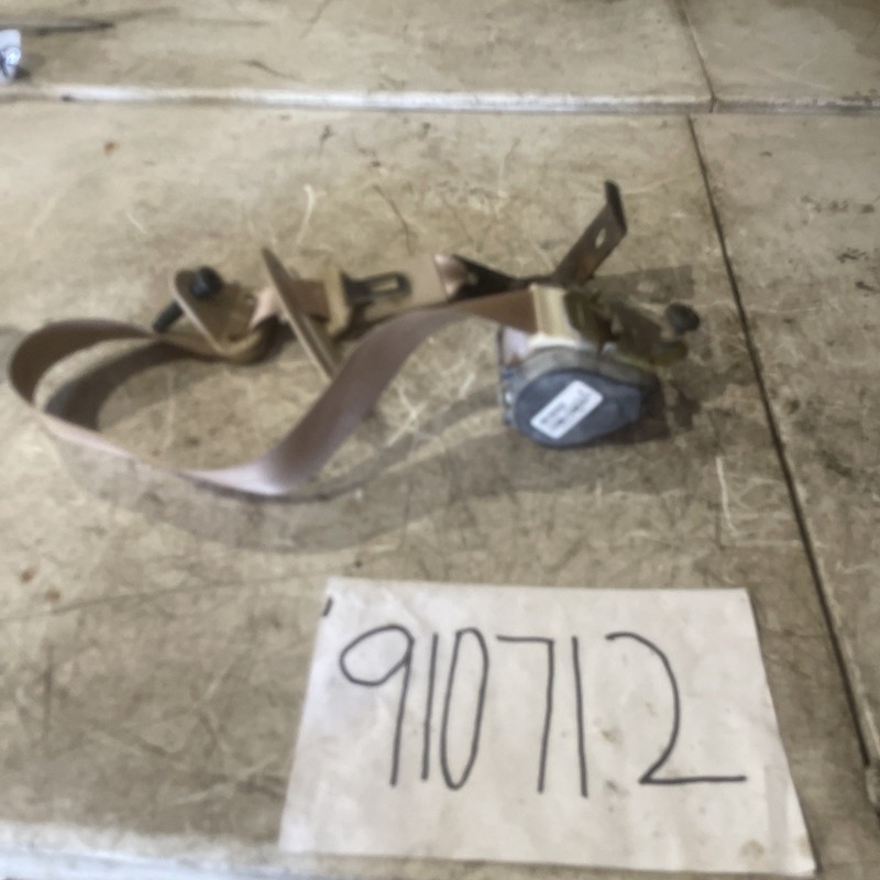 2004-09 CADILLAC SRX REAR LEFT SEAT BELT RETRACTOR 15785252