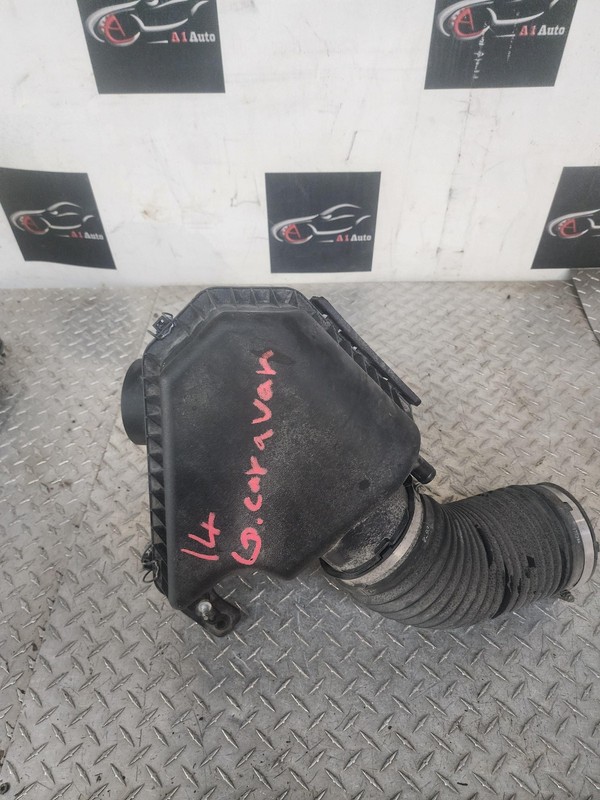 12-20 DODGE CARAVAN TOWN & COUNTRY OEM INTAKE AIR CLEANER FILTER BOX OK