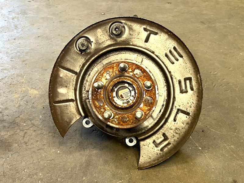 ⭐2016-2020 TESLA MODEL X AWD REAR RIGHT PASS SPINDLE KNUCKLE HUB OEM LOT2740