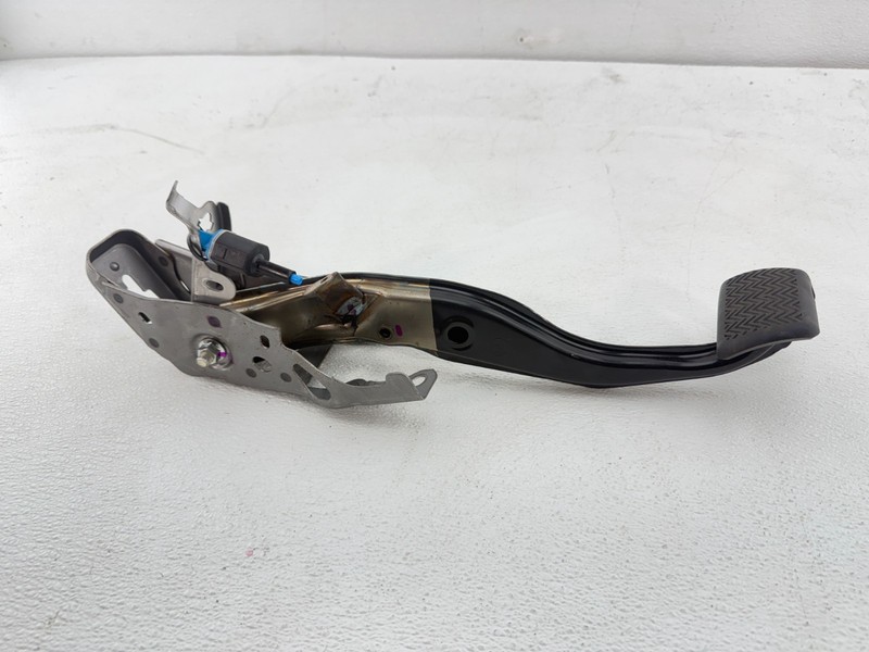 19 - 23 Toyota Corolla Hatchback Brake Pedal Assembly OEM
