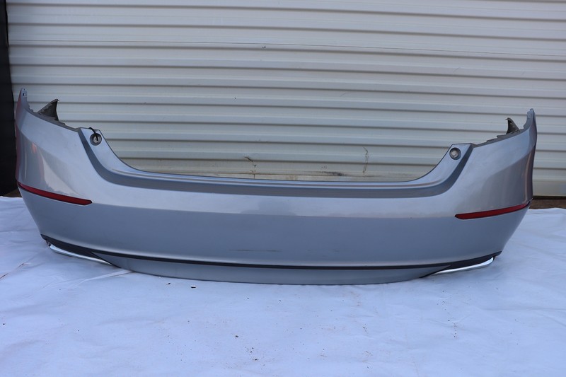 2018-2020 HONDA ACCORD REAR BUMPER PLASTIC COVER PANEL ASSEMBLY OEM