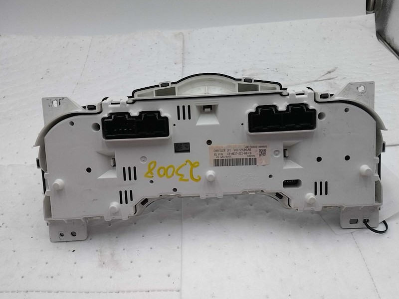 2009 Dodge Nitro Speedometer Gauge OEM Silver 3.7L 215K Miles Warranty