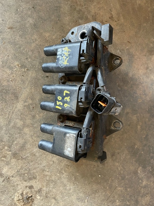 05-10 HYUNDAI TUCSON KIA SPORTAGE IGNITION COIL PACK COILPACK - SET OF COILS